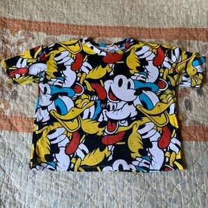 Disney kids shirt size XS. Good condition.